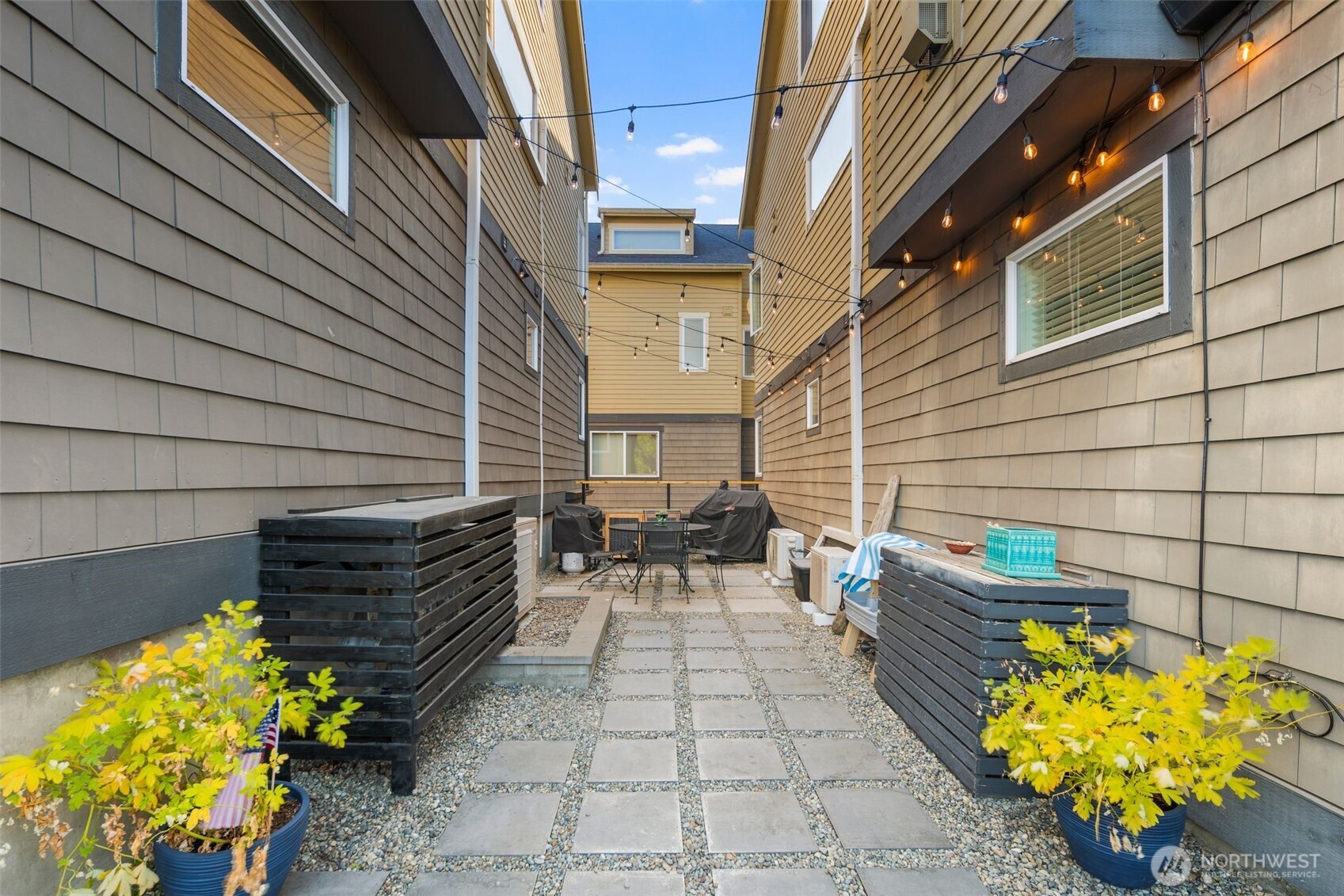 1609 California Avenue SW Unit: A