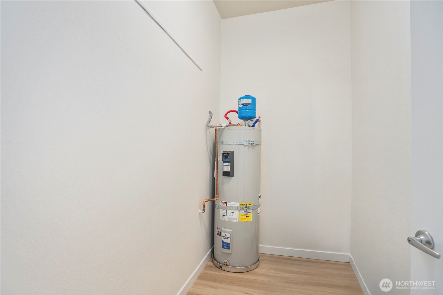 511 7th Avenue Unit: 103