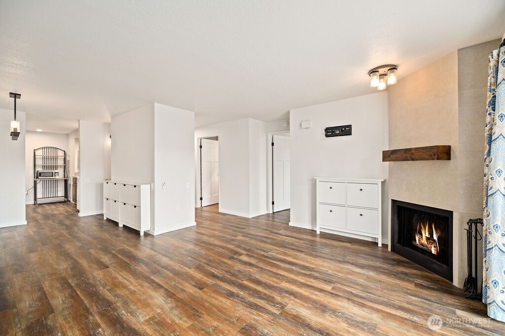 132 Summit Avenue N Unit: C1