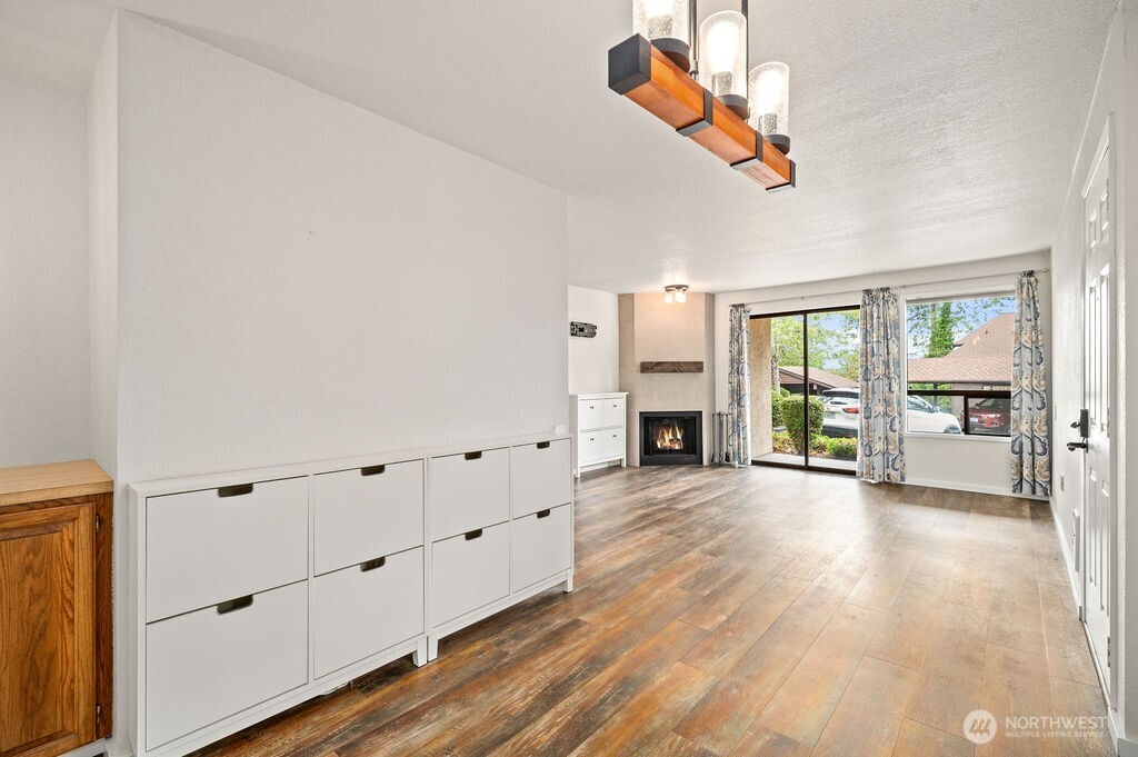 132 Summit Avenue N Unit: C1