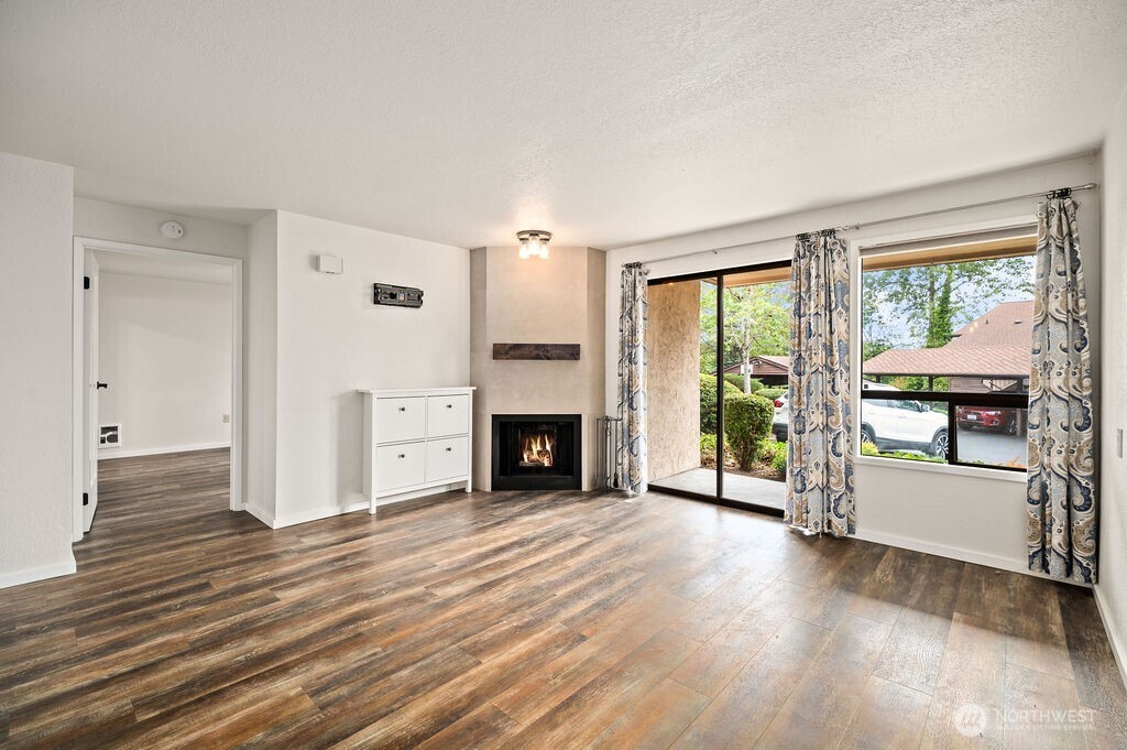 132 Summit Avenue N Unit: C1