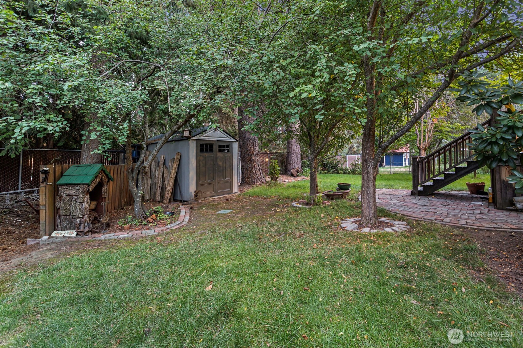 257 Scholze Street