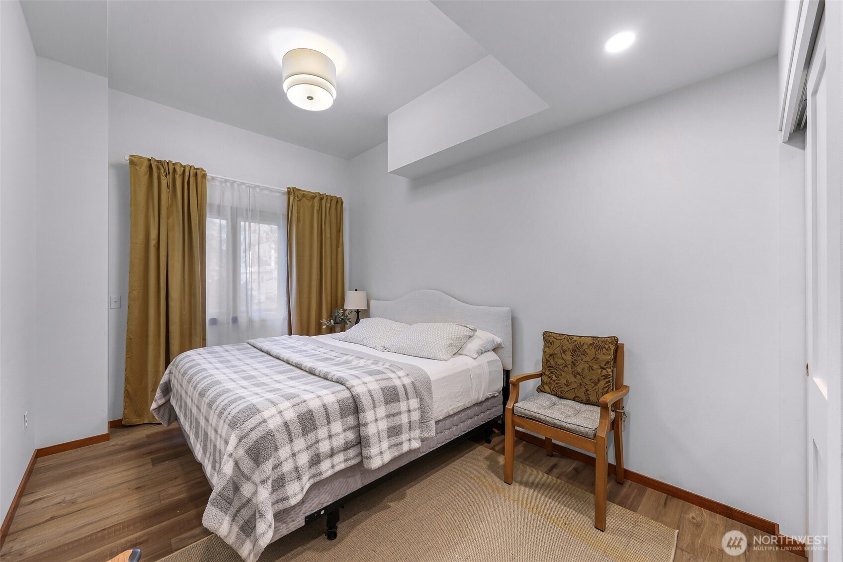 13606 342nd Avenue NE