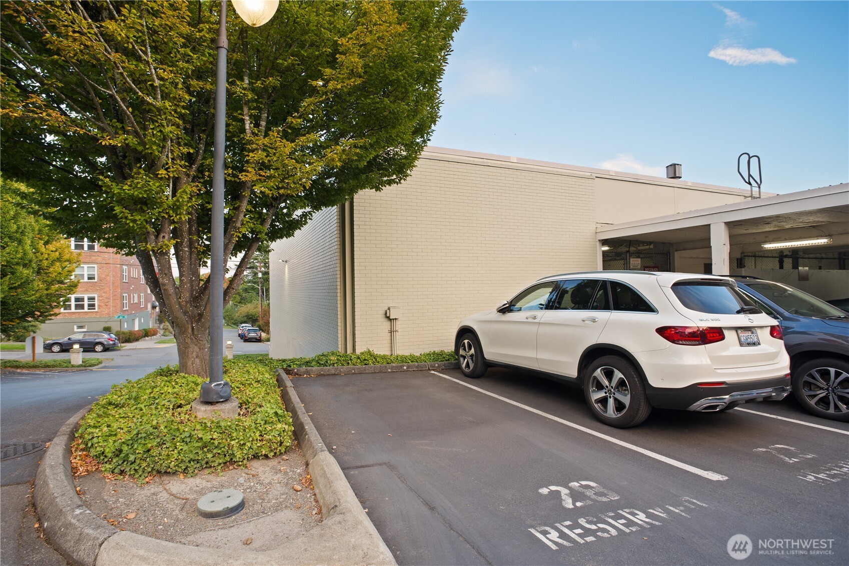 201 Galer Street Unit: 304