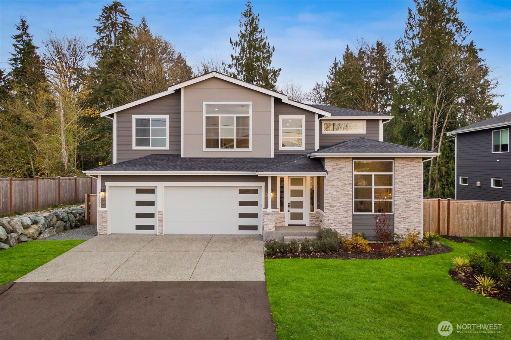 12009 12th Street NE