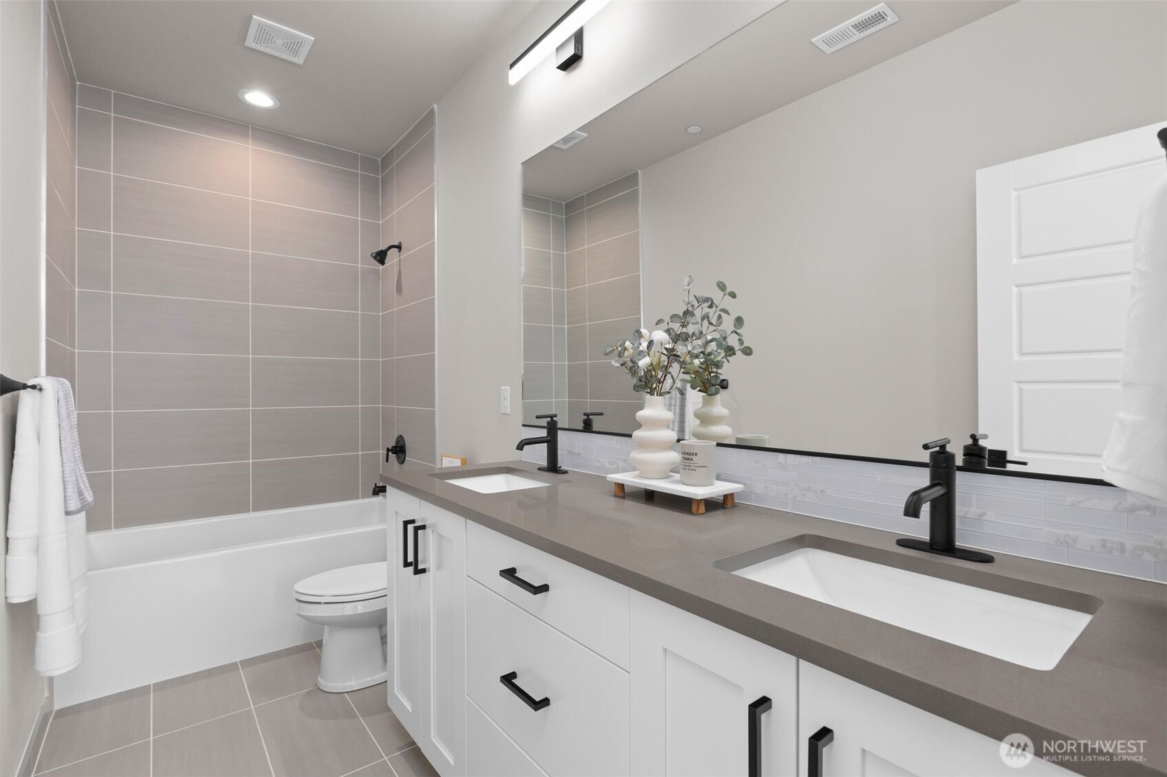 12009 12th Street NE