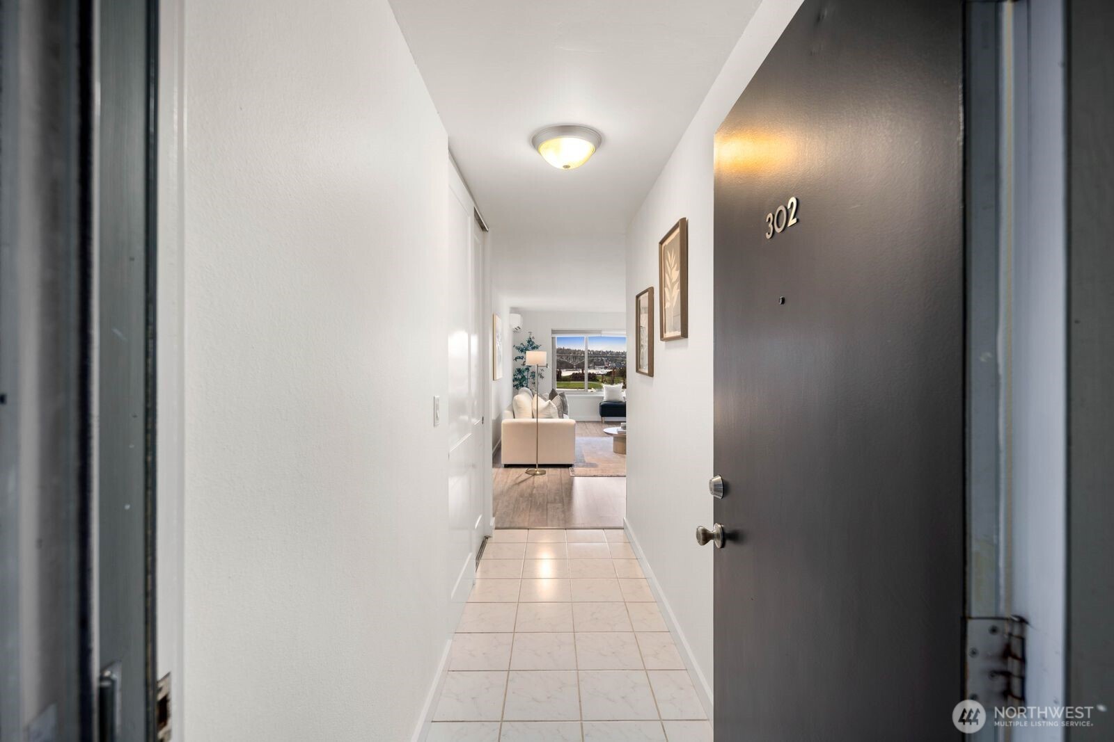 2703 Boylston Avenue E Unit: 302