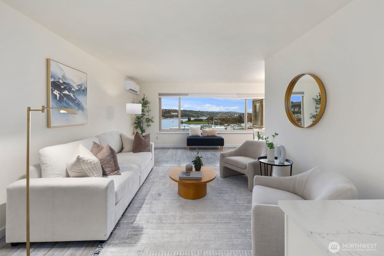 2703 Boylston Avenue E Unit: 302