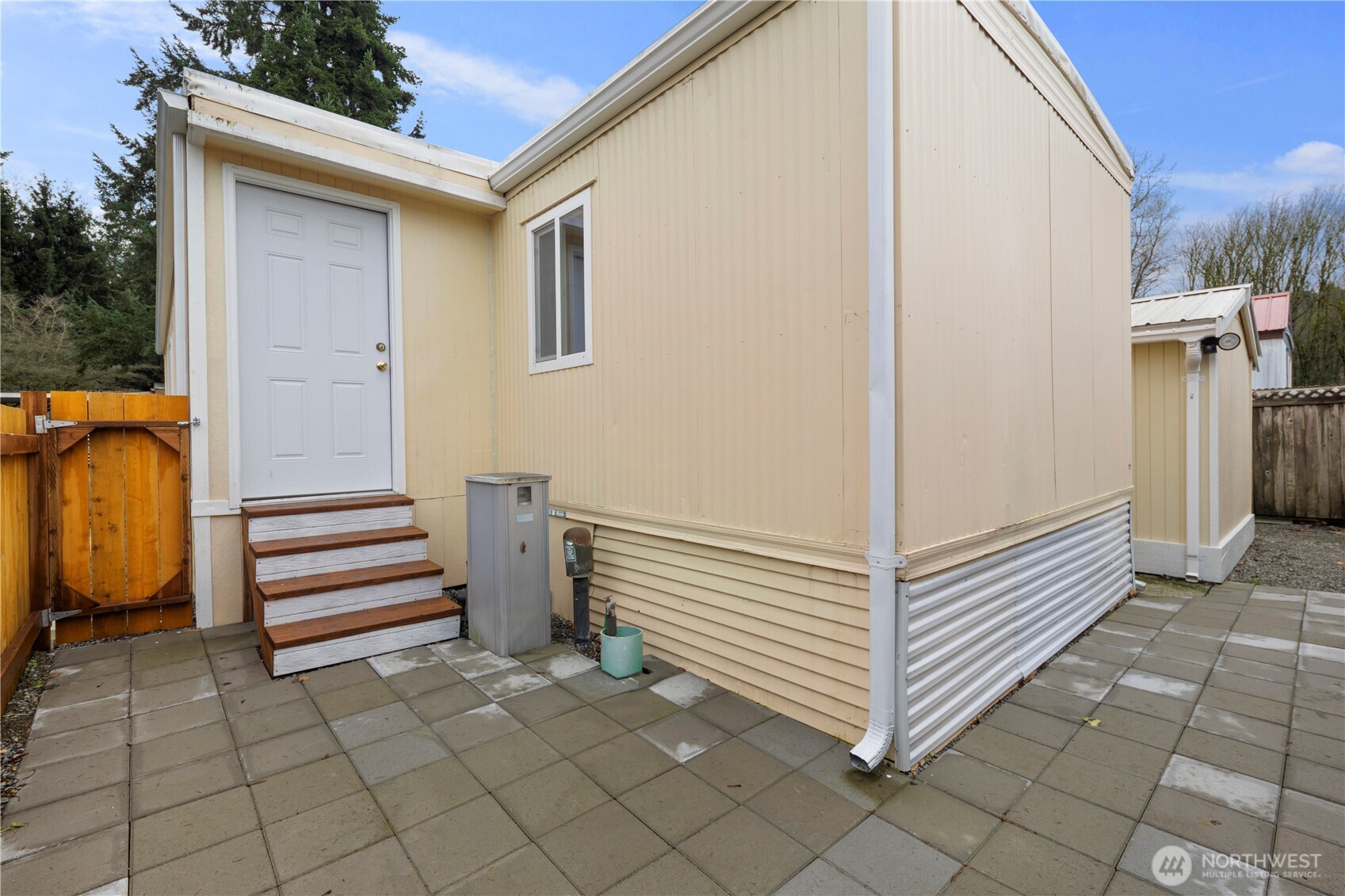 10515 Woodinville Dr Unit: 76