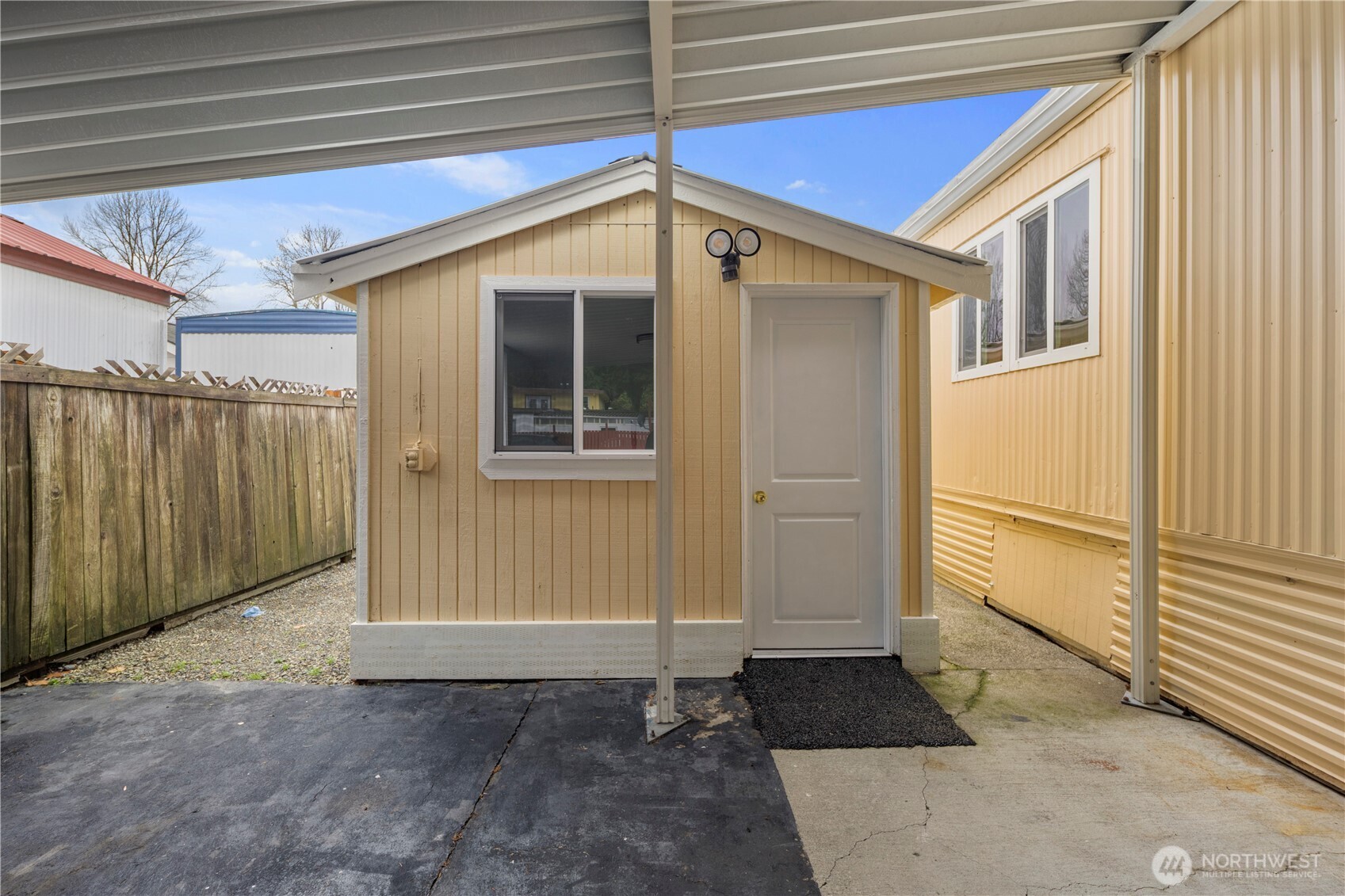 10515 Woodinville Dr Unit: 76