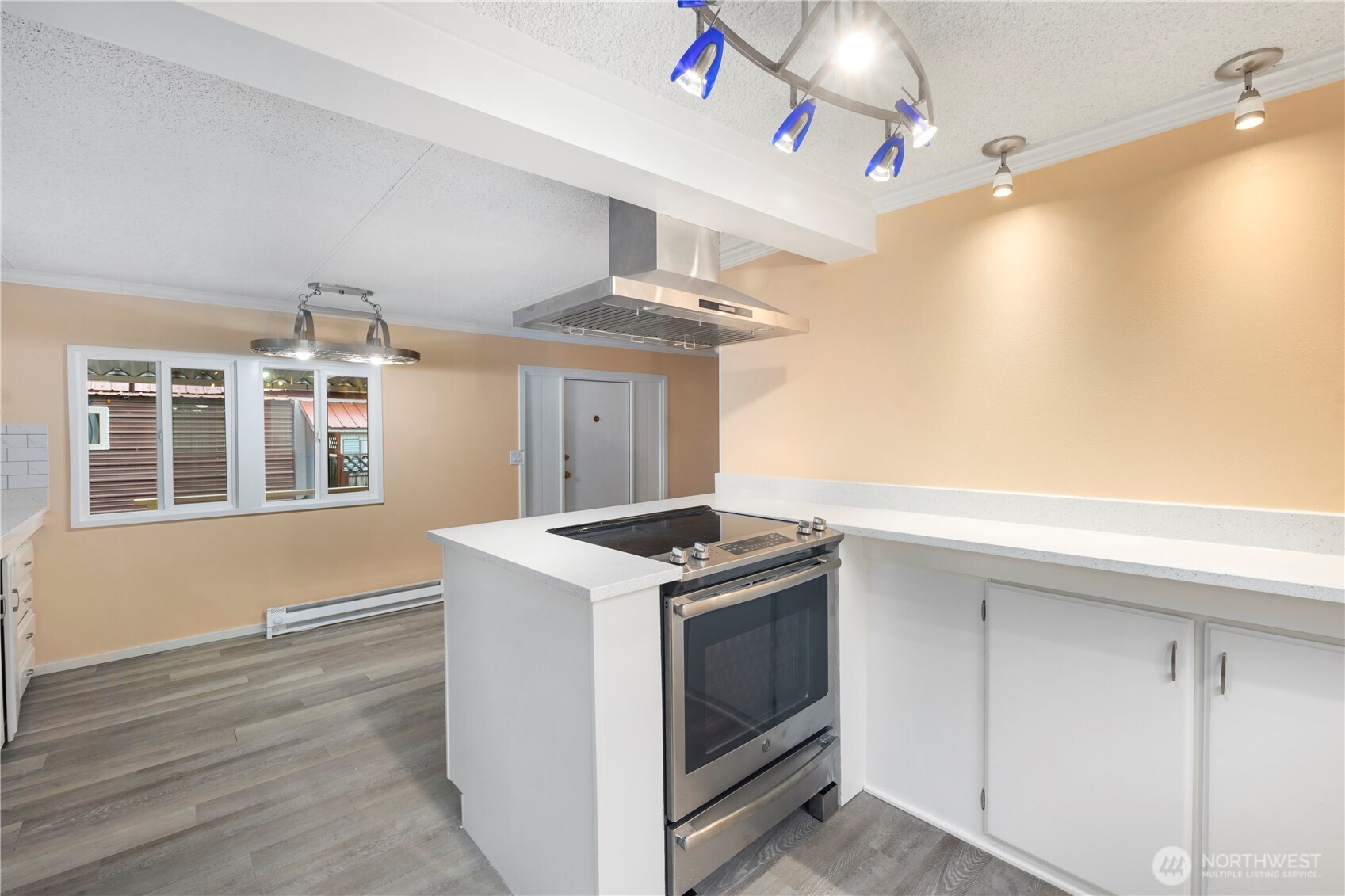 10515 Woodinville Dr Unit: 76