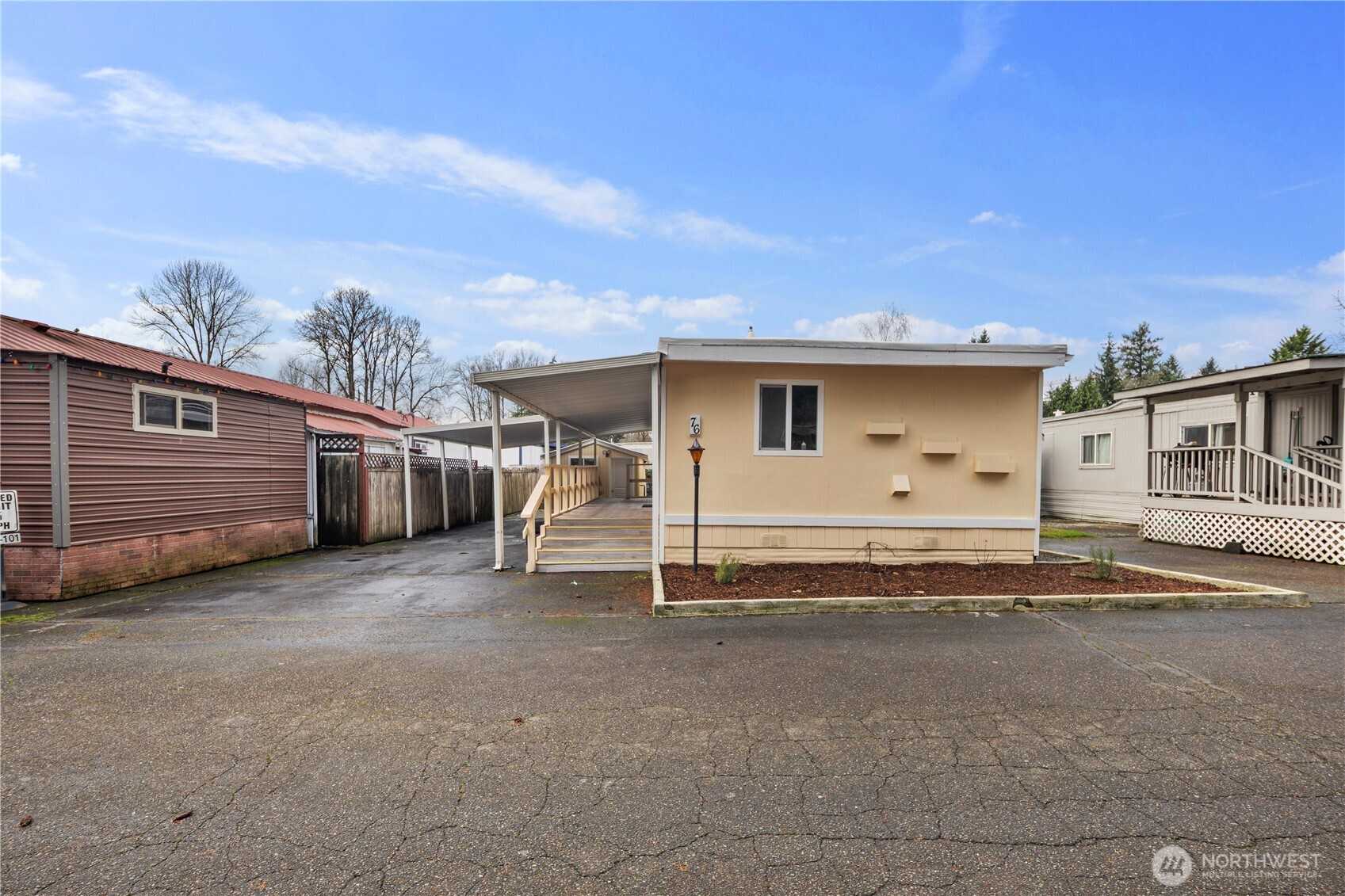 10515 Woodinville Dr Unit: 76