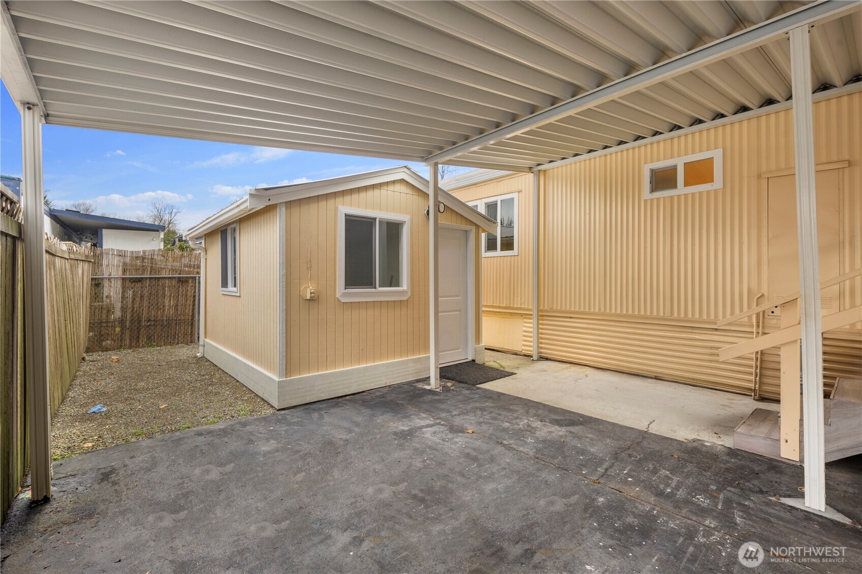 10515 Woodinville Dr Unit: 76