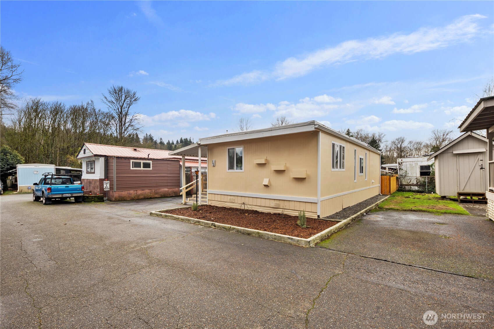 10515 Woodinville Dr Unit: 76