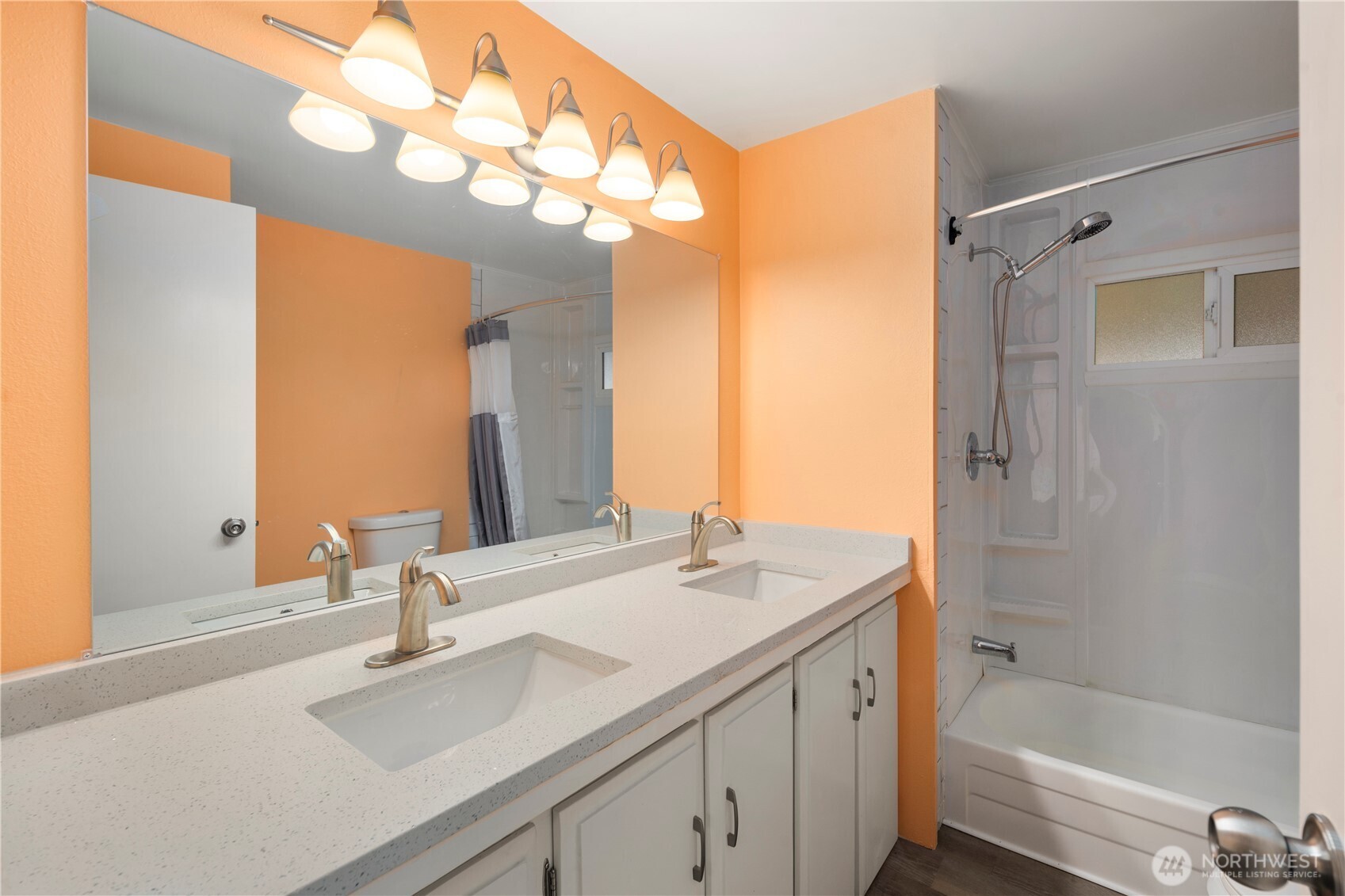 10515 Woodinville Dr Unit: 76