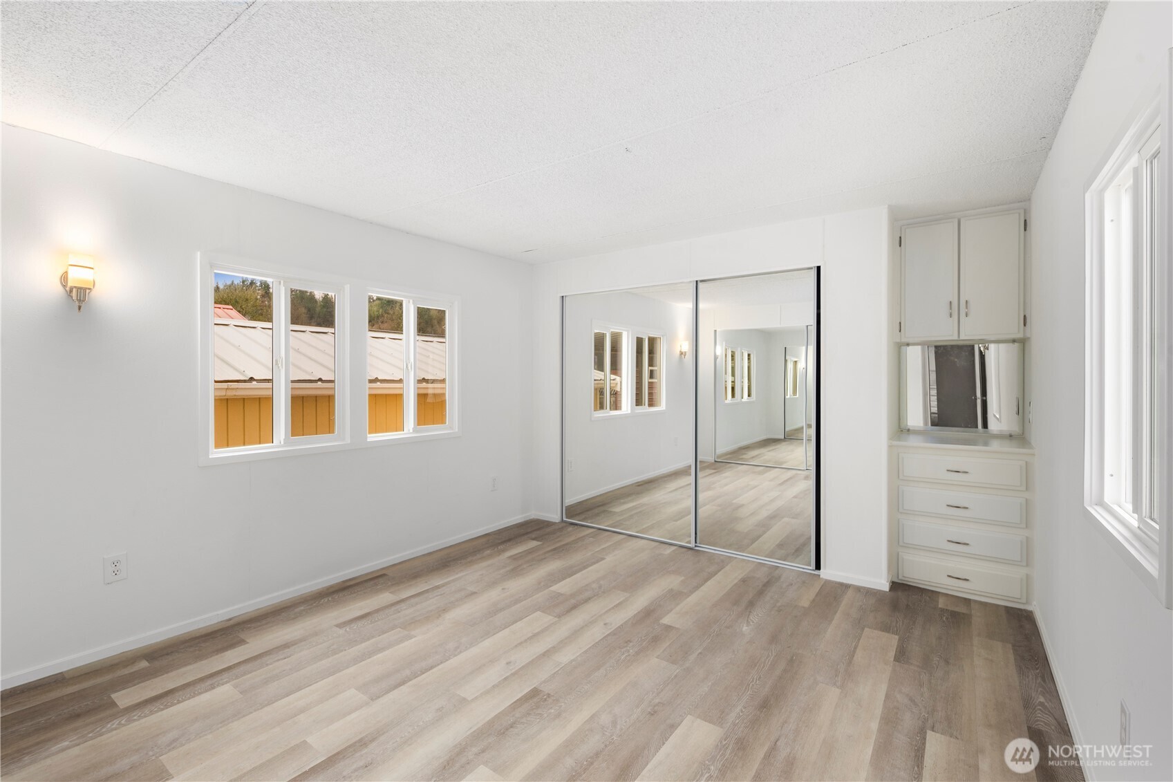 10515 Woodinville Dr Unit: 76