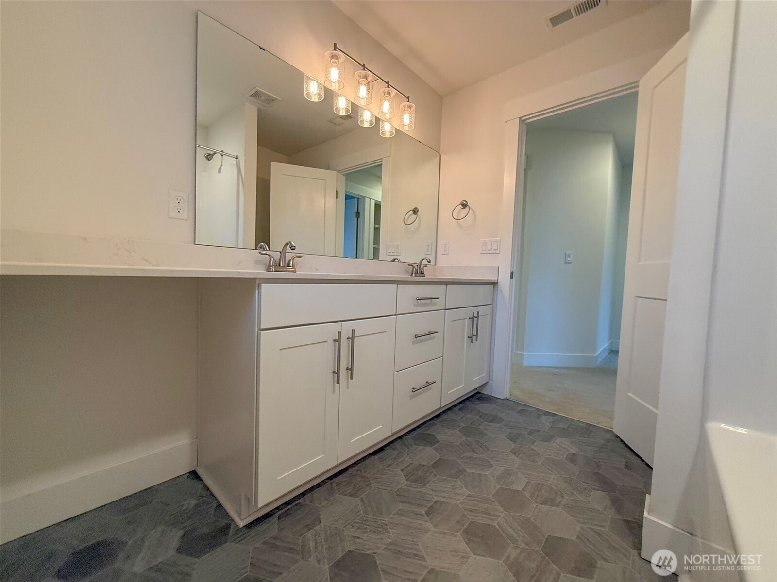 30 E Compass Lane Unit: A98524