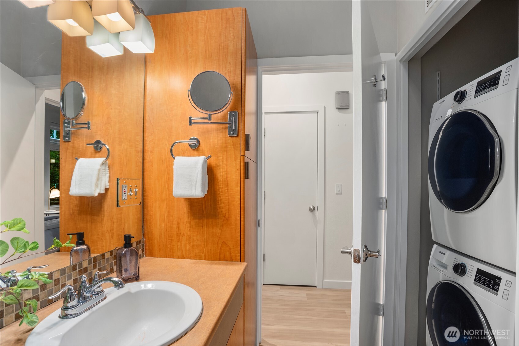 511 7th Avenue Unit: 103