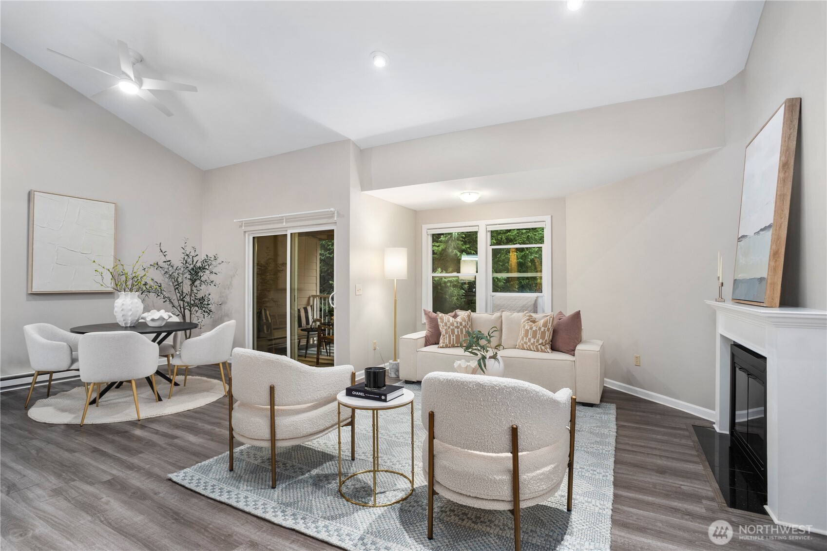 14609 NE 40th Street Unit: H4