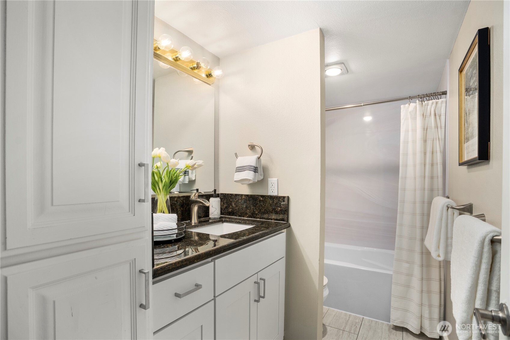 14609 NE 40th Street Unit: H4