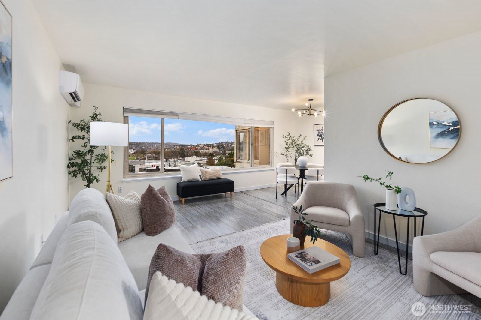 2703 Boylston Avenue E Unit: 302