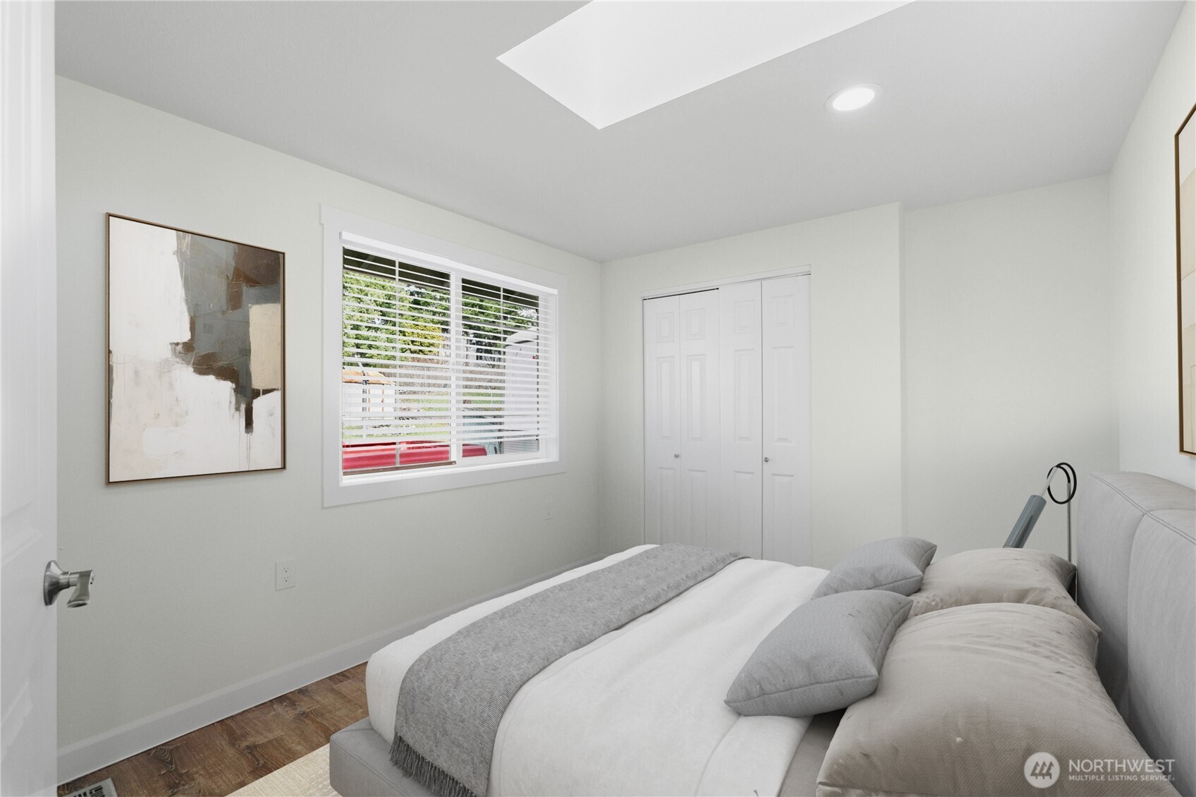 13708 10th Avenue S
