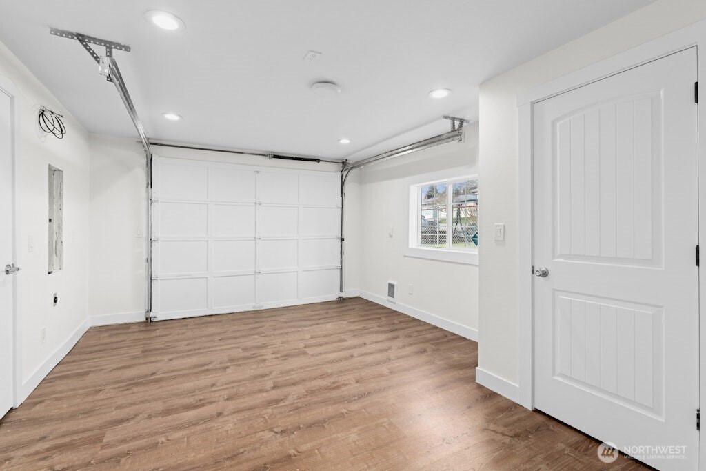 13708 10th Avenue S