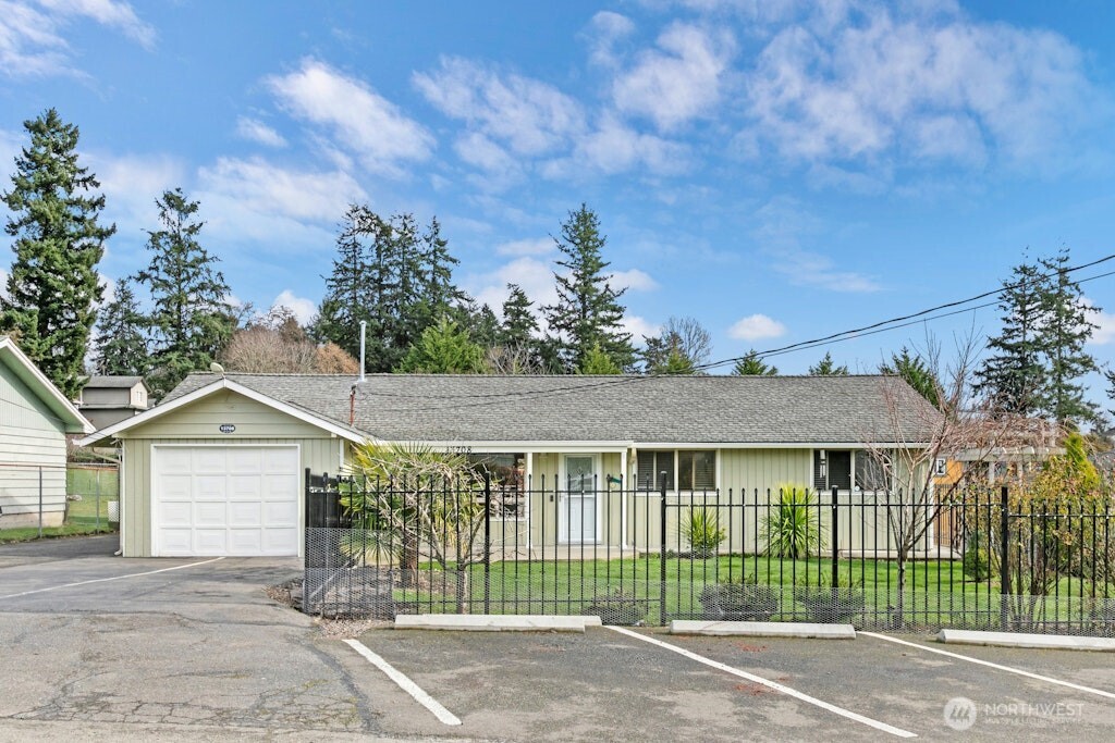 13708 10th Avenue S