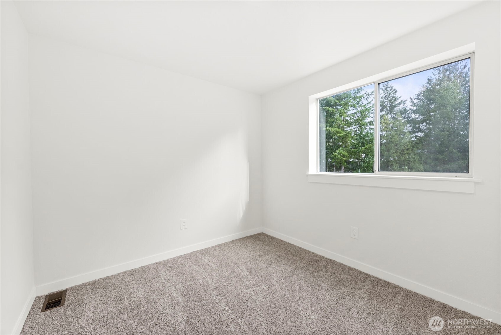 3939 10th Street SE Unit: B3