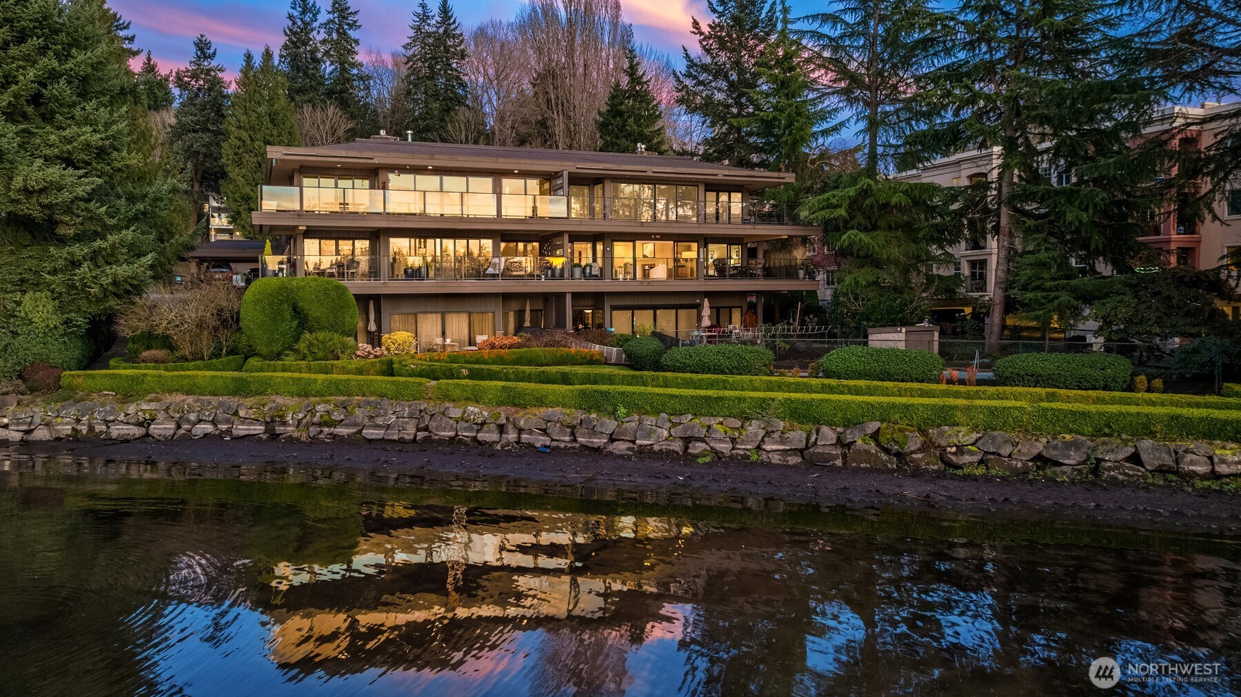 4437 Lake Washington Boulevard NE Unit: 202