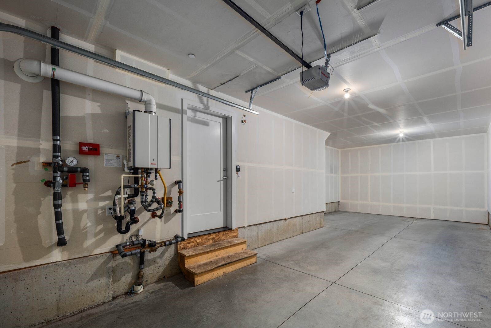 14517 1st Avenue NE Unit: D