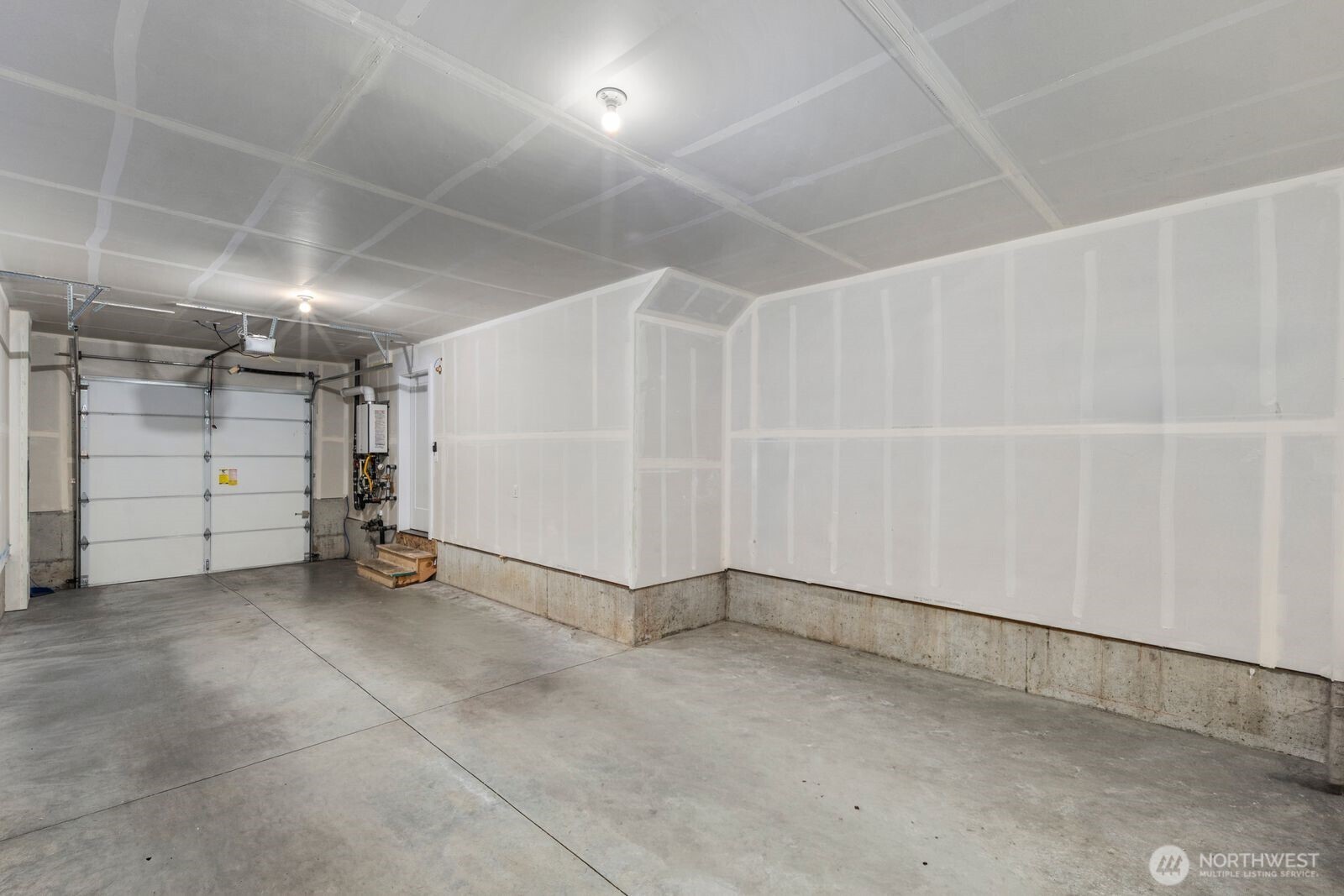 14517 1st Avenue NE Unit: D