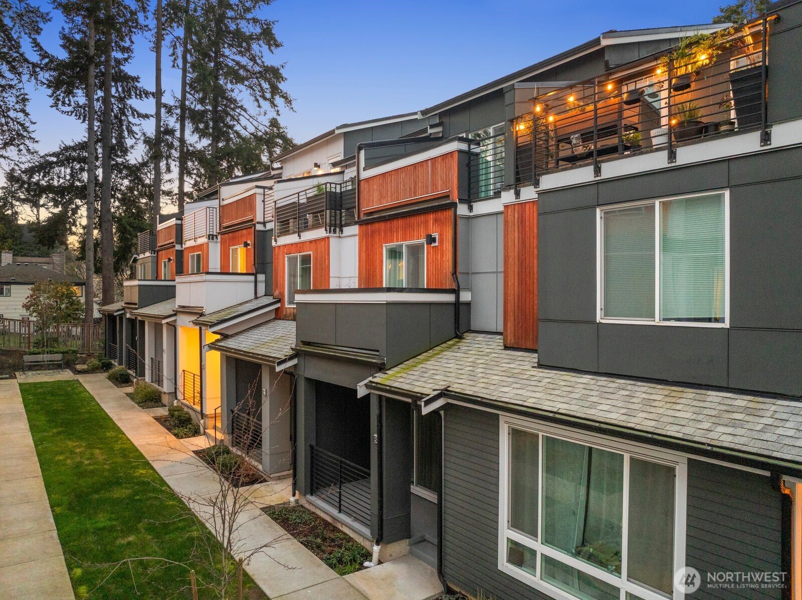 14517 1st Avenue NE Unit: D