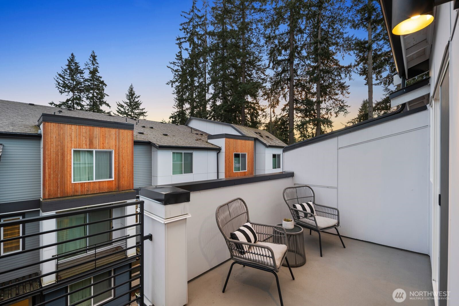 14517 1st Avenue NE Unit: D