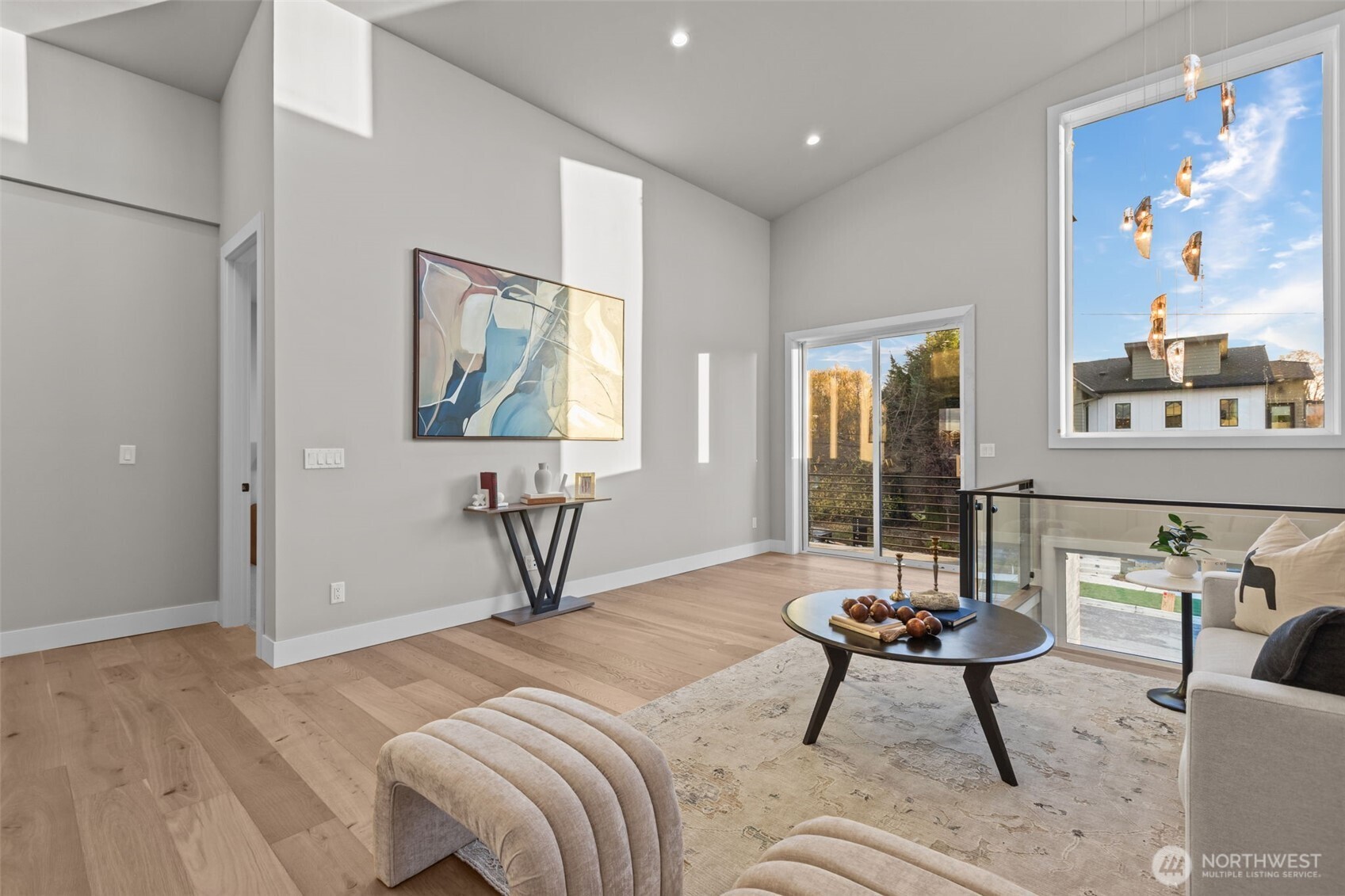 904 N 33rd Place