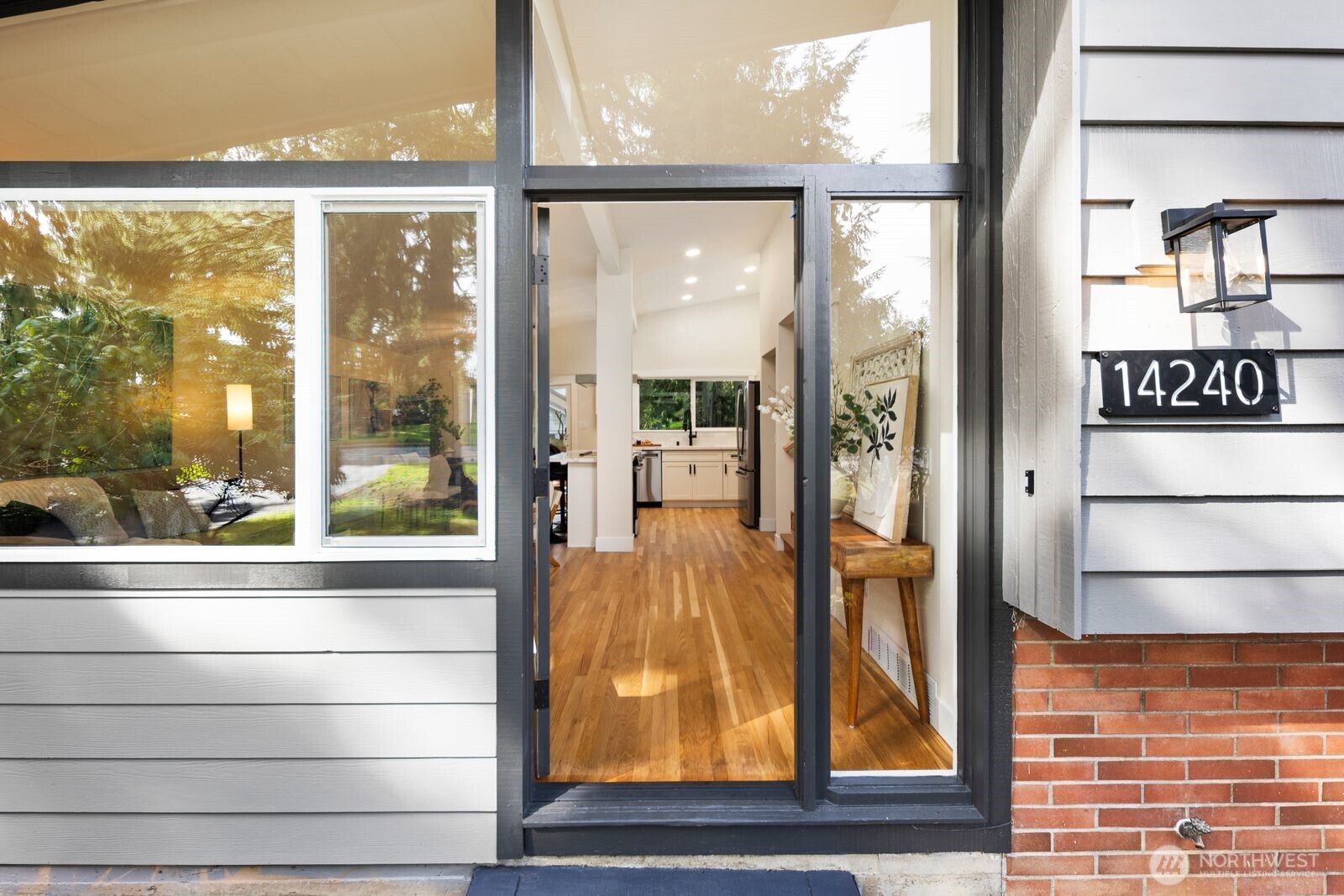 14240 Lake Hills Boulevard