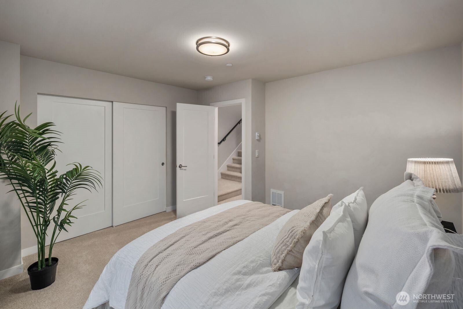 14517 1st Avenue NE Unit: D
