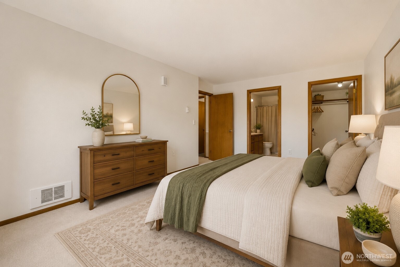 101 Pine Ave Unit: 105