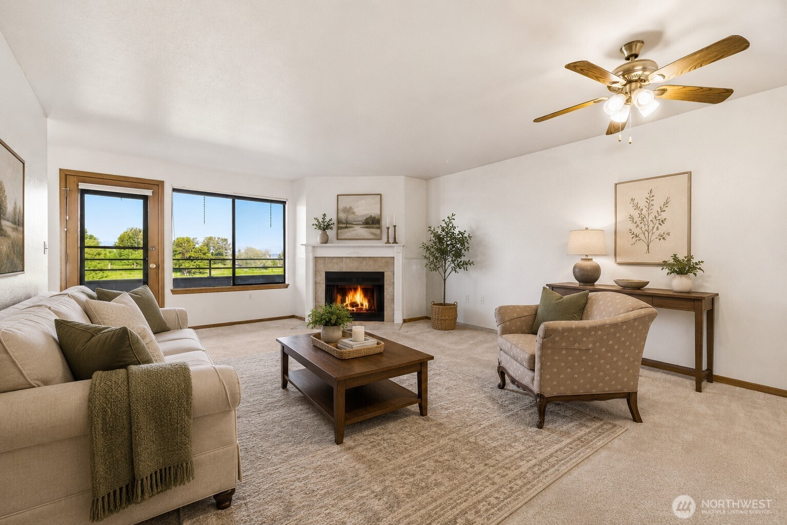 101 Pine Ave Unit: 105