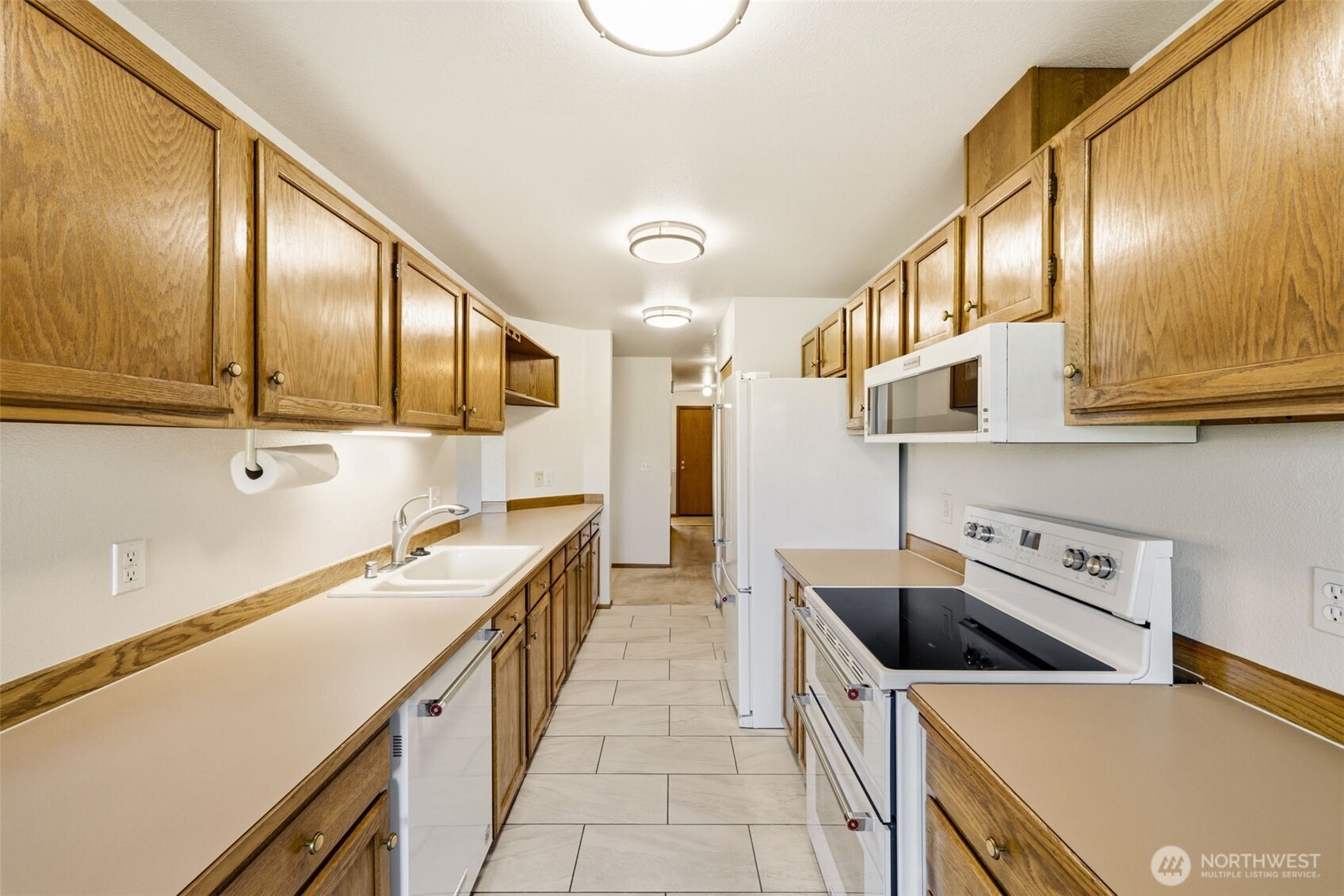 101 Pine Ave Unit: 105