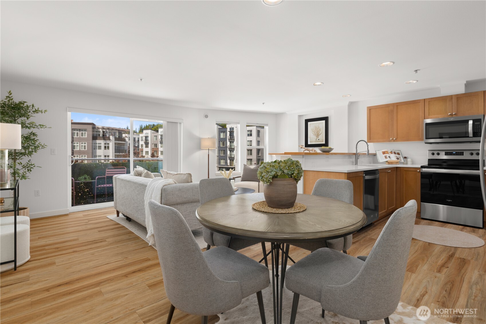 11920 98th Avenue NE Unit: 211