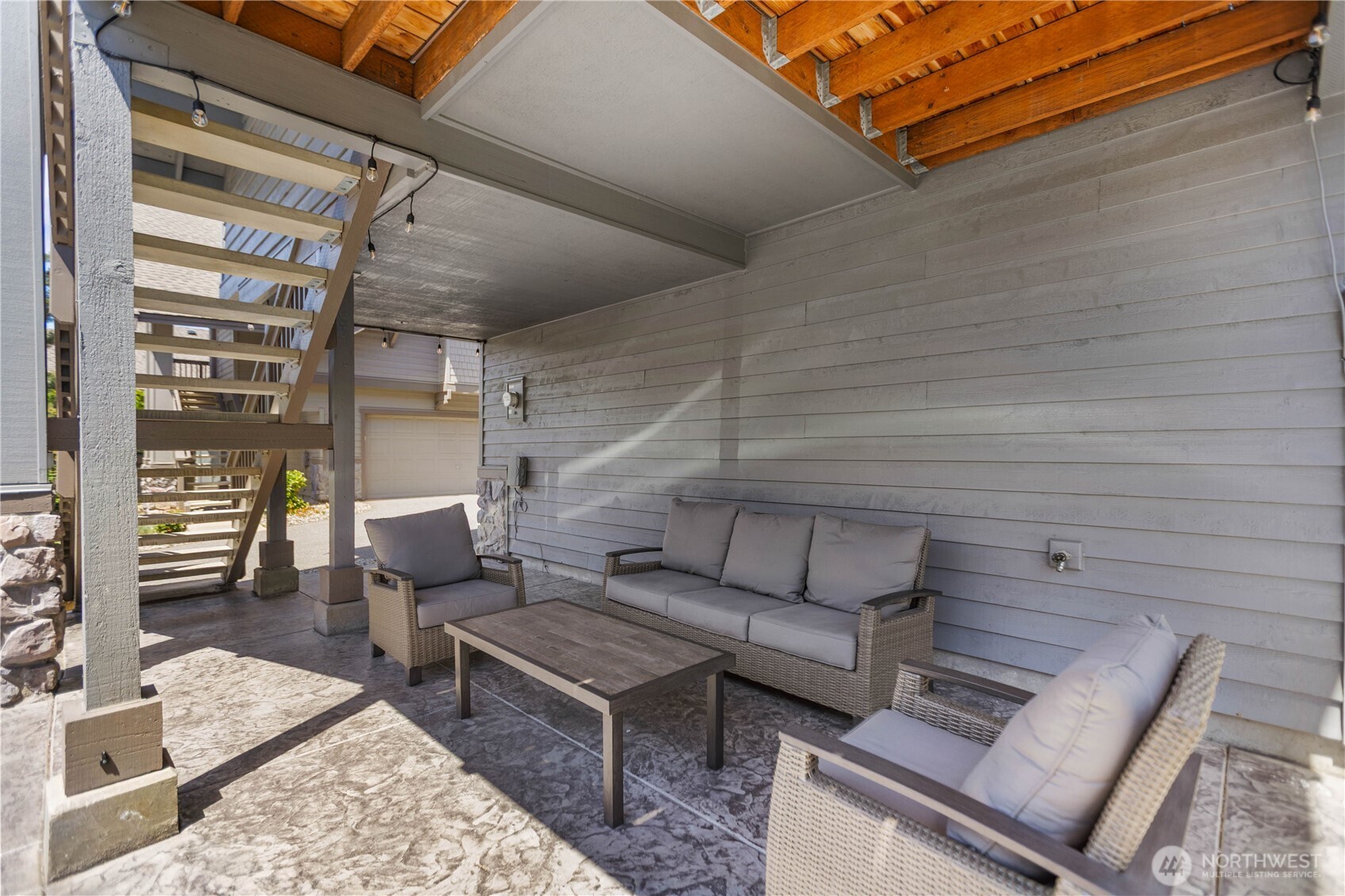 31 Keystone Lane Unit: 2