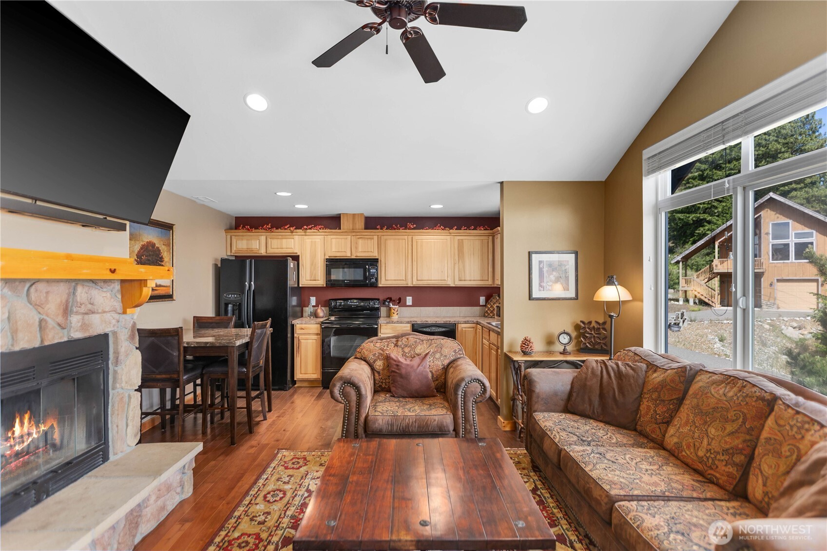 31 Keystone Lane Unit: 2
