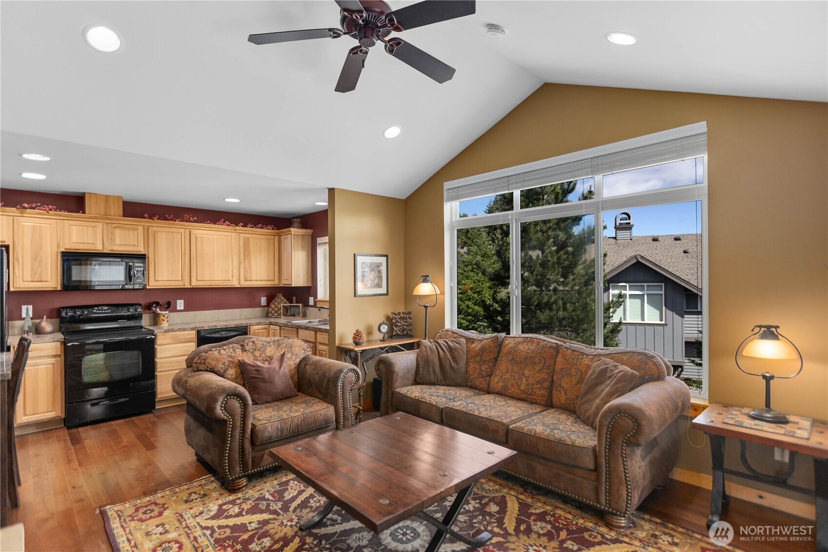 31 Keystone Lane Unit: 2