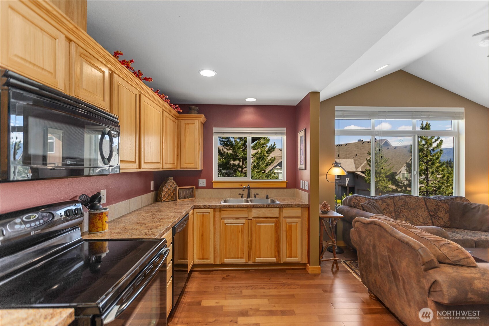 31 Keystone Lane Unit: 2