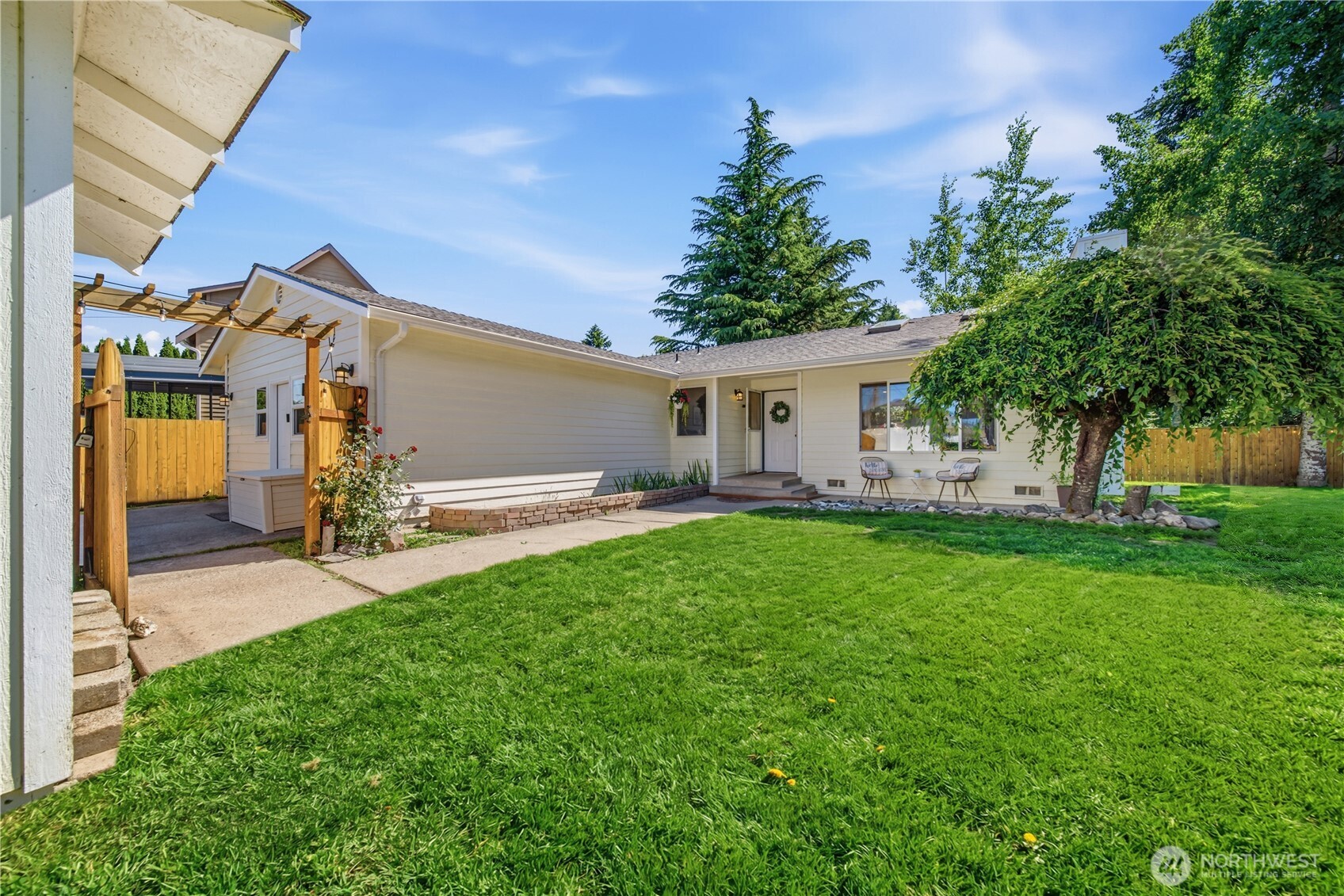 6113 148th Avenue NE