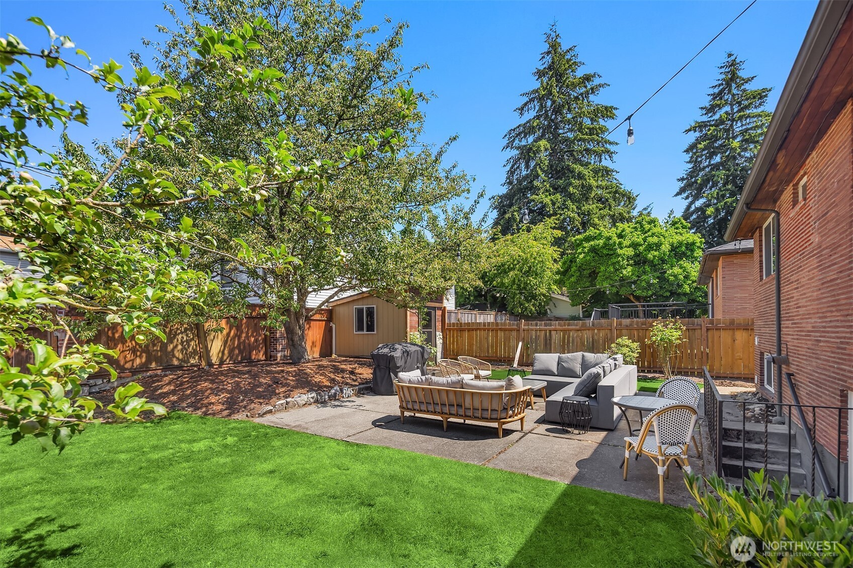 2502 NE 68th Street