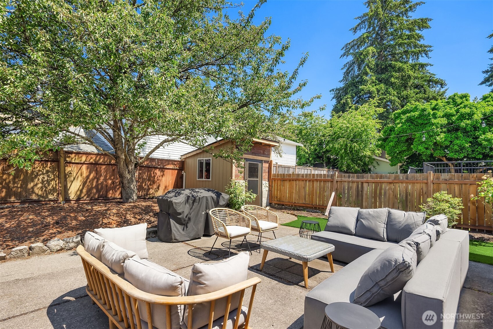 2502 NE 68th Street