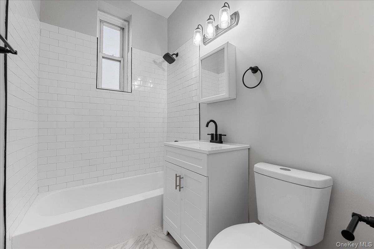 245 Rumsey Road Unit: 2G