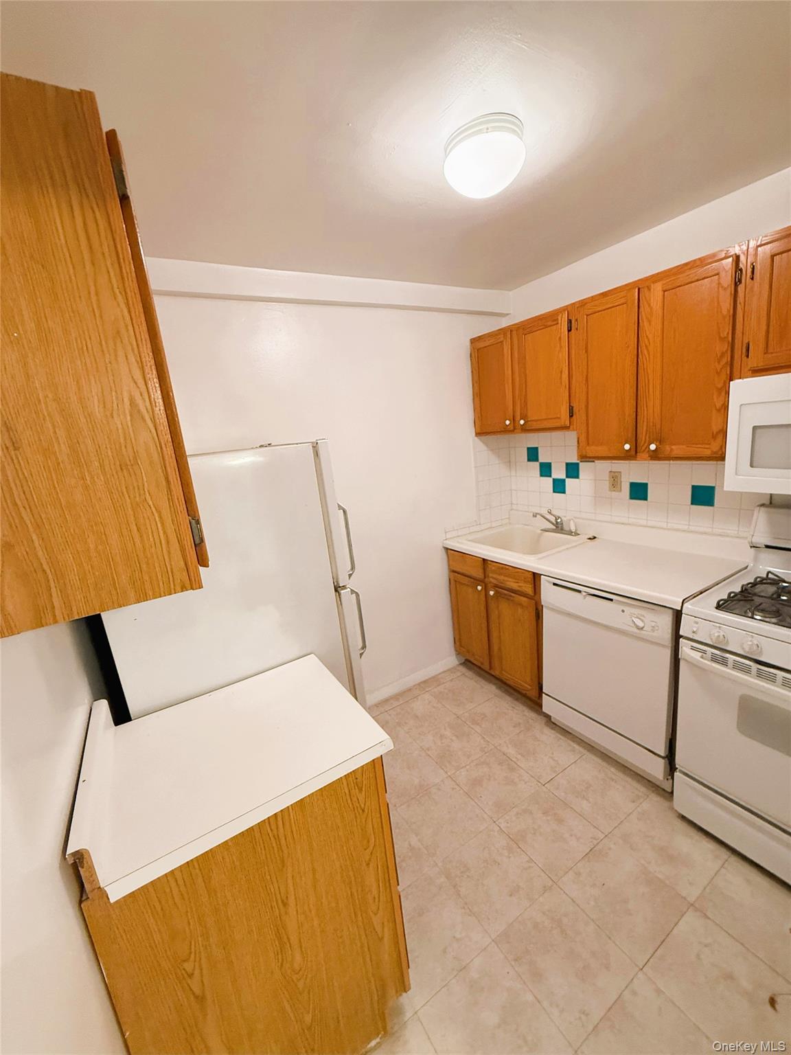 377 Westchester Avenue Unit: 5N